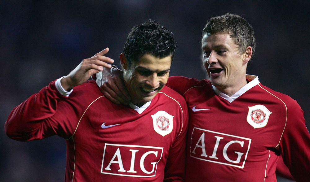 Ronaldo từng sát cánh với Solskjaer. Ảnh: PA.