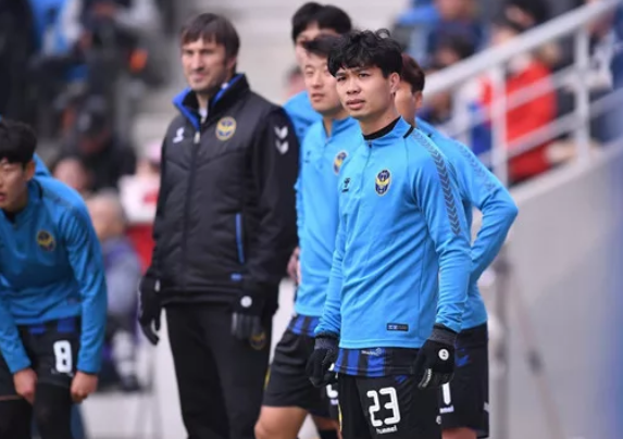 Incheon United cần có Công Phượng trên sân hơn là ghế dự bị (Ảnh: Incheon United)