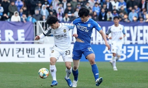 Công Phượng đã có màn trình diễn tốt từ khi được sử dụng từ phút 70' (Ảnh: Incheon United)