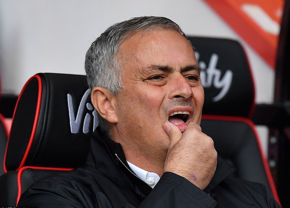 HLV Mourinho vẫn chưa có bến đỗ mới kể từ khi bị Man United sa thải. Ảnh: PA.