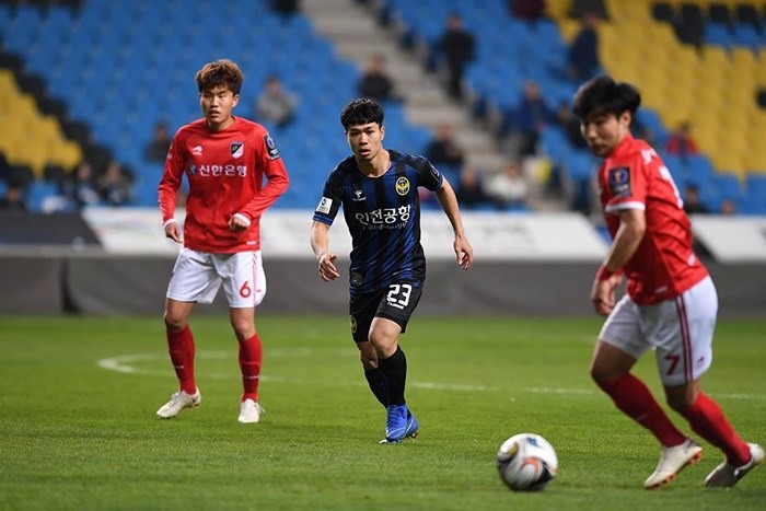Công Phượng chưa thể tỏa sáng tại Incheon United.