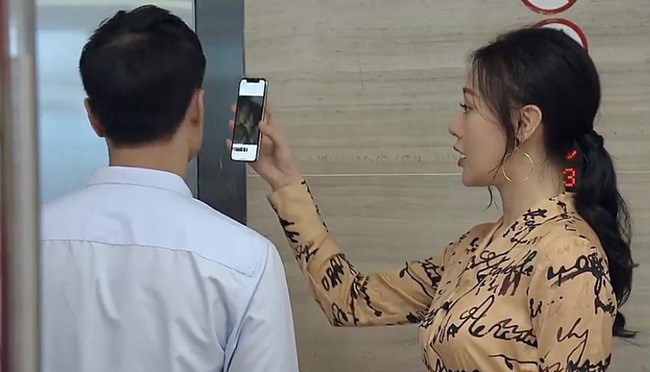 Vy tới gặp Phong để “tống tiền“.