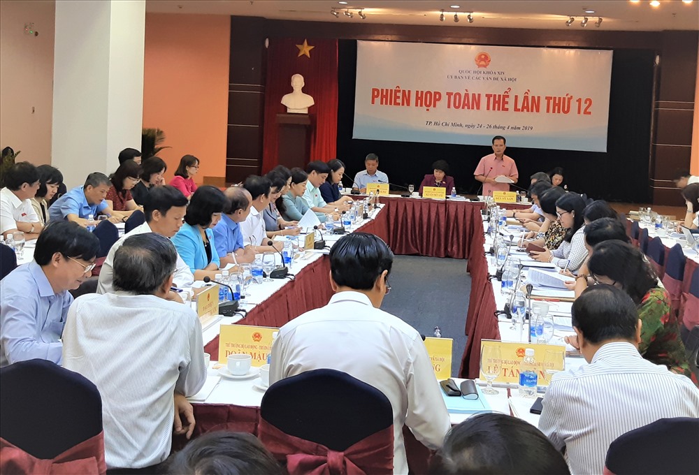 Quang cảnh phiên họp. Ảnh Nam Dương