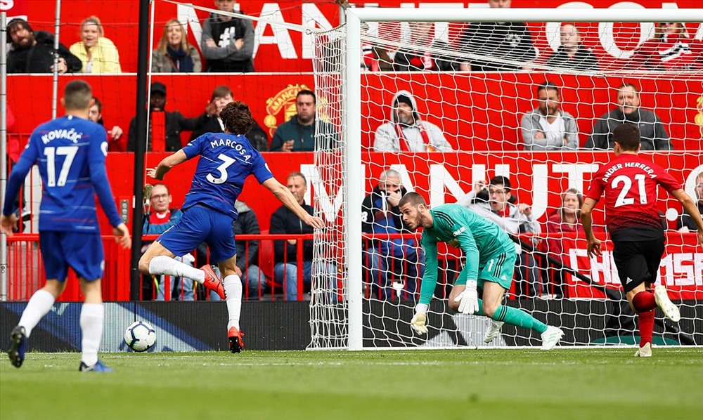 4 trận liên tiếp, trận nào De Gea cũng mắc sai lầm. Ảnh: Reuters.