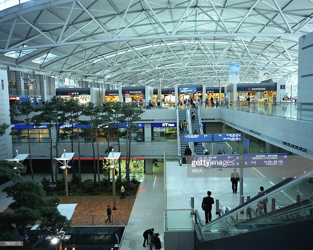Sân bay Incheon được xây dựng có trang bị nhiều dịch vụ tiện ích cho Du khách khi nán lại sân bay. Ảnh: T. L.