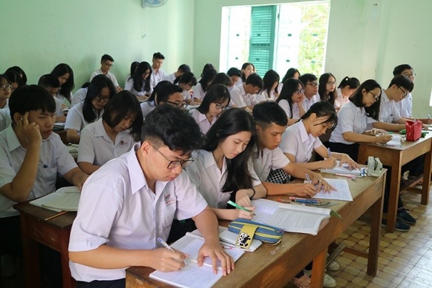 Học sinh thi lớp 10 năm nay vào các trường công lập trên địa bàn Khánh Hòa sẽ thi tuyển thay vì xét tuyển như các năm trước. Ảnh minh họa