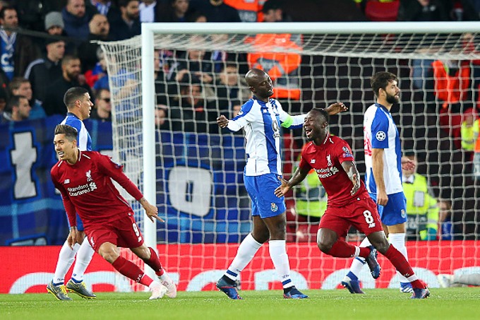 Naby Keita mở tỉ số ngay từ khi bóng lăn được 5 phút (Ảnh: Getty)
