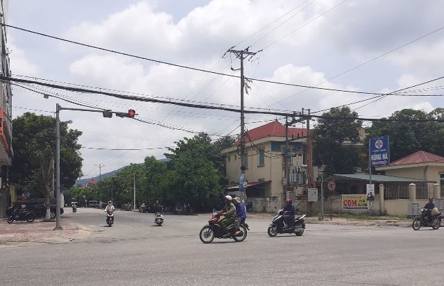 Đường mồng hai tháng ba nơi tổ công tác CSGT Công an thị xã Hồng Lĩnh làm nhiệm vụ tối 12.5 mà Đinh Quốc Thông đã có dấu hiệu cản trở lực lượng chức năng làm nhiệm vụ. Ảnh: Trần Tuấn