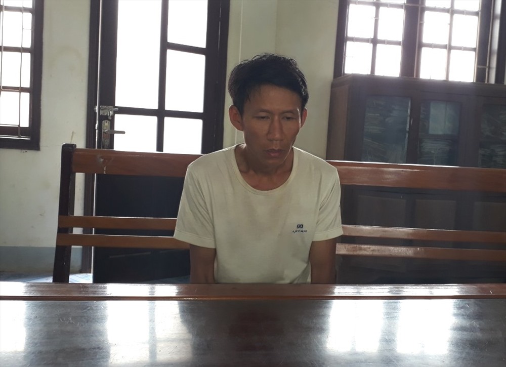 Đối tượng hùng tại cơ quan Công an