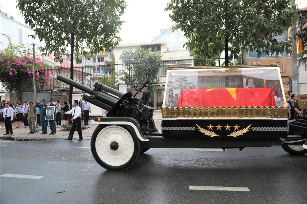 Rồi sau đó rời đi...