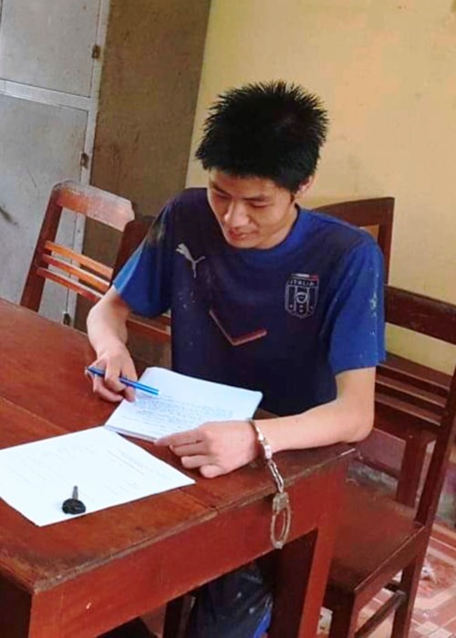Đối tượng Đỗ Mãnh Chiểu Minh tại cơ quan điều tra. Ảnh: H.Đ