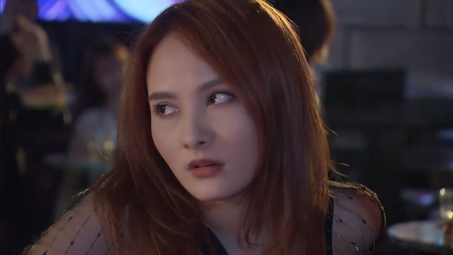 Anh Thư suýt chút nữa bị đánh tại quán bar.