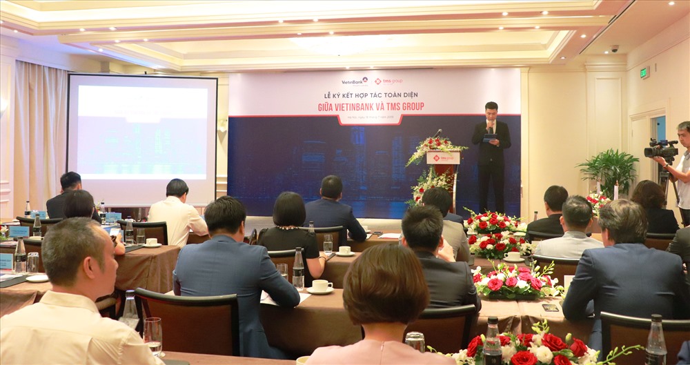 Toàn cảnh lễ ký kết hợp tác toàn diện giữa VietinBank và TMS Group. Ảnh: TMS
