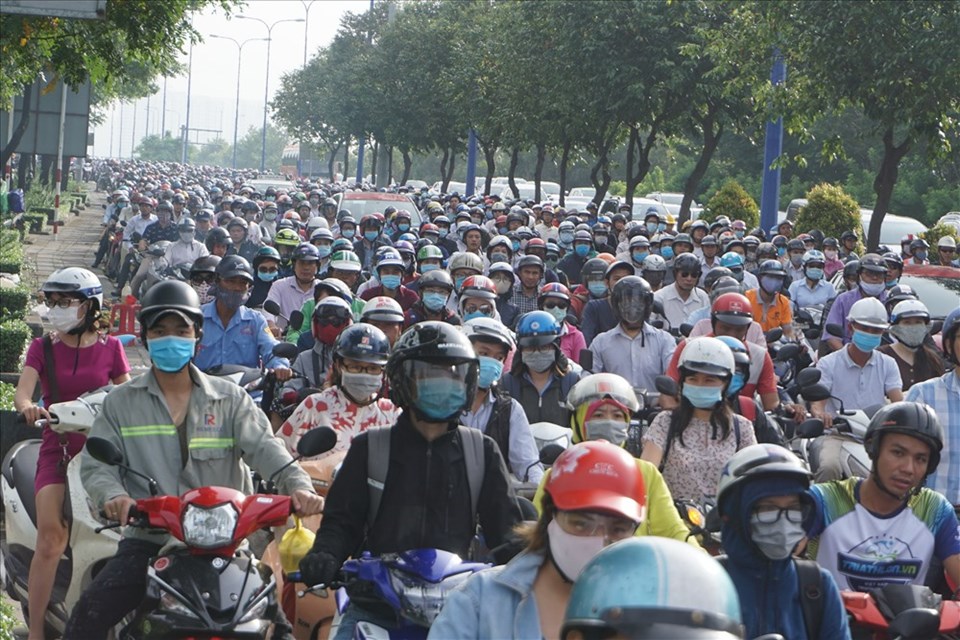 Từ nay đến năm 2020, TPHCM phải đưa vào sử dụng 68 dự án đường bộ nhằm giải tỏa nhiều điểm ùn tắc giao thông. Ảnh: M.Q Từ nay đến năm 2020, TPHCM phải đưa vào sử dụng 68 dự án đường bộ nhằm giải tỏa nhiều điểm ùn tắc giao thông. Ảnh: M.Q