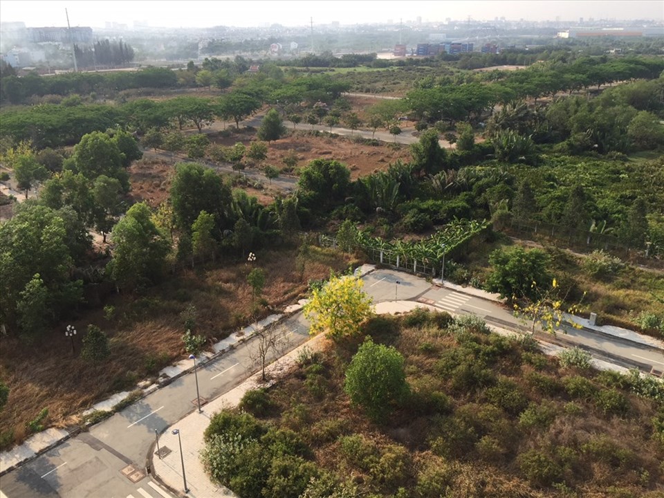 Kiến nghị mức trần giá đền bù đất nông nghiệp lên tối đa 50 lần giá quy định. Ảnh: Gia Miêu Kiến nghị mức trần giá đền bù đất nông nghiệp lên tối đa 50 lần giá quy định. Ảnh: Gia Miêu