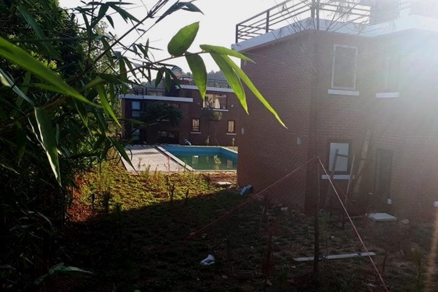 Công trình có trong danh sách 18 trường hợp vi phạm đất đai, trật tự xây dựng trên đất thuộc quy hoạch là rừng phòng hộ - bảo vệ môi trường tại thôn Lâm Tường, xã Minh Phú.