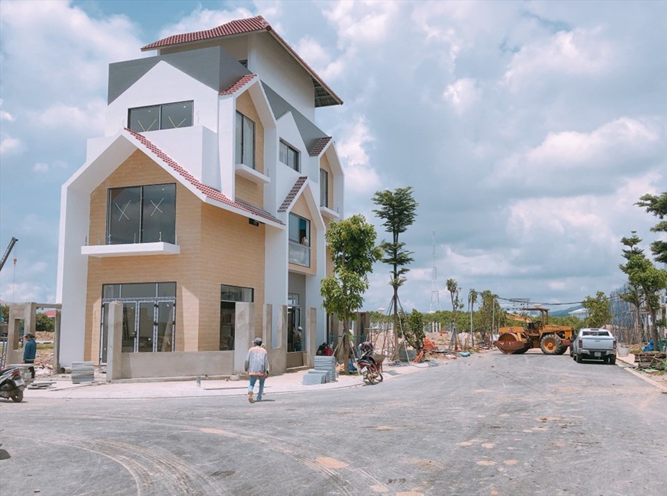 Giải quyết vướng mắc trong việc cấp giấy phép xây dựng nhà ở riêng lẻ Giải quyết vướng mắc trong việc cấp giấy phép xây dựng nhà ở riêng lẻ