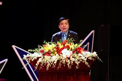 Chủ tịch Tổng LĐLĐVN: Thành công của DN chính là thành công của NLĐ