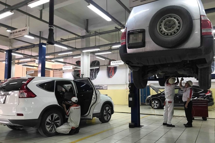 Tại Honda Tây Hồ, Tập đoàn BRG có chính sách giao cho một nhân viên cứng đào tạo nhân sự mới và đưa ra các nhiệm vụ từ thấp đến cao. Ảnh: N.V