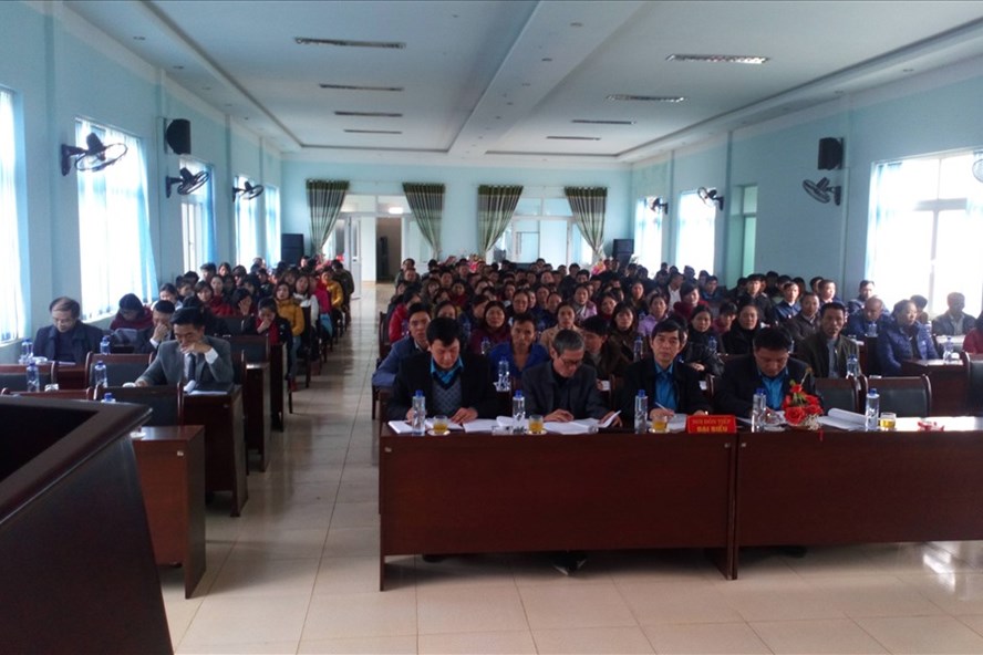 Đoàn viên, CNVCLĐ Cty CP Mía đường Sơn La tham dự hội nghị NLĐ.