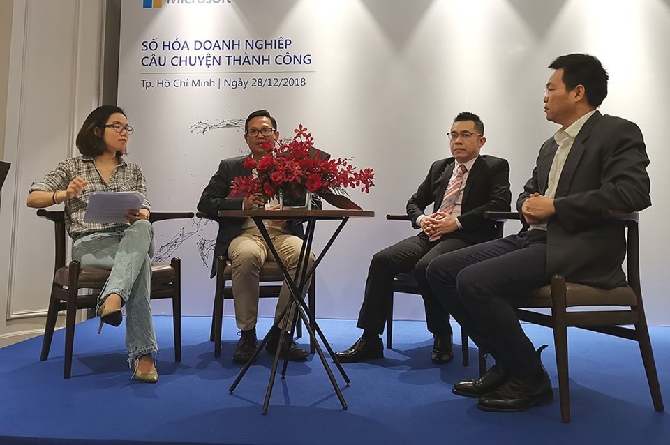 Đại diện các doanh nghiệp chia sẻ (ảnh: PK). Đại diện các doanh nghiệp chia sẻ (ảnh: PK).