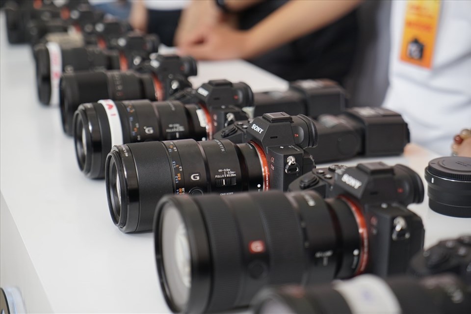 Sony α7 III trang bị cảm biến 24,2MP hoàn toàn mới Sony α7 III trang bị cảm biến 24,2MP hoàn toàn mới