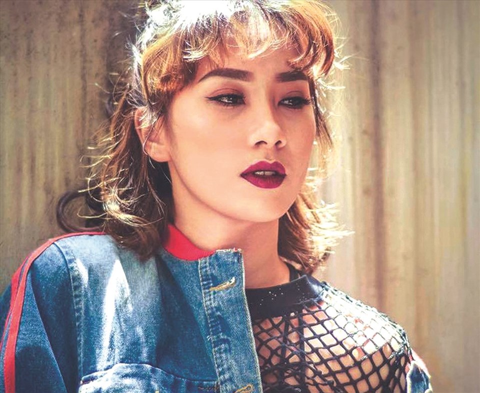 Biên đạo múa Phạm Lịch gây chú ý khi công khai là nạn nhân bị gạ tình. Ảnh: T. L Biên đạo múa Phạm Lịch gây chú ý khi công khai là nạn nhân bị gạ tình. Ảnh: T. L