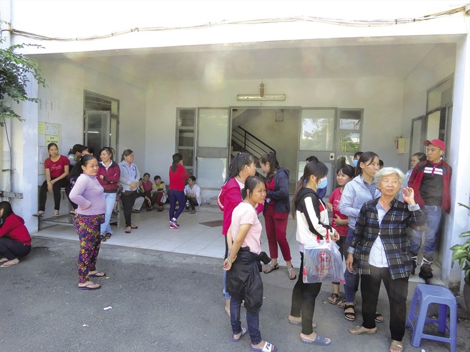 Công nhân tại DN có chủ bỏ trốn mong được giải quyết chế độ. Công nhân tại DN có chủ bỏ trốn mong được giải quyết chế độ.