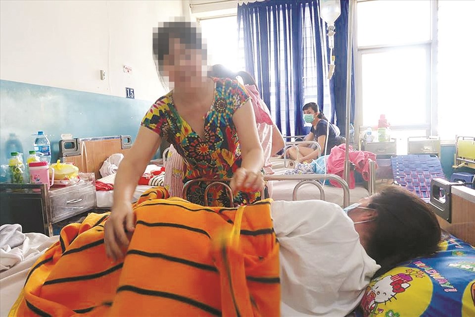 Nhiều trẻ nhập viện do bệnh sởi bùng phát Nhiều trẻ nhập viện do bệnh sởi bùng phát