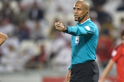 CĐV Việt Nam đồng loạt gửi lời cảm ơn trọng tài người Oman