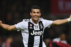 Bản tin thể thao sáng 20.1: Ronaldo xuất sắc nhất tháng 12