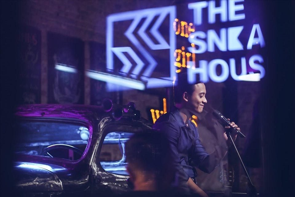 Lần đầu Mai Tài Phến khoe giọng làm fan nữ đổ gục Lần đầu Mai Tài Phến khoe giọng làm fan nữ đổ gục