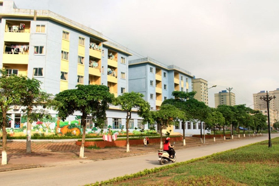 Nguồn cung nhà ở cho công nhân lao động hiện nay chỉ như “muối bỏ bể”. Ảnh: PV