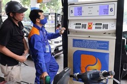 Giá xăng có thể giảm vào ngày mai (16.10)