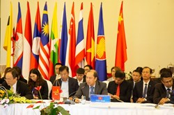 Diễn biến phức tạp ở Biển Đông làm nóng hội nghị ASEAN-Trung Quốc về DOC