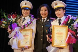 Chuyện về nữ Trung tá công an nhân dân "nhỏ mà có võ"