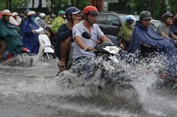 Dự báo thời tiết 18.10: Miền Bắc mưa bất chợt trong ngày, lạnh về đêm