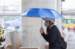 Dự báo thời tiết 19.10: Miền Bắc lạnh run sáng sớm, trưa trở nắng gắt
