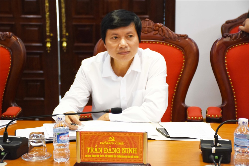 Phó Bí thư Hòa Bình nói về vụ đổ trộm dầu thải gây ô nhiễm nước Sông Đà