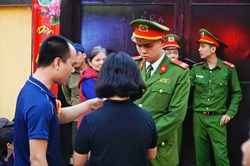 Lực lượng an ninh được siết chặt tại khu vực chùa Phúc Khánh