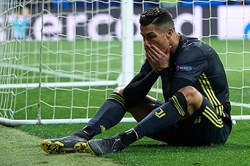 Cặp trung vệ ghi bàn, Atletico Madrid hạ đẹp 2-0 Juventus của CR7