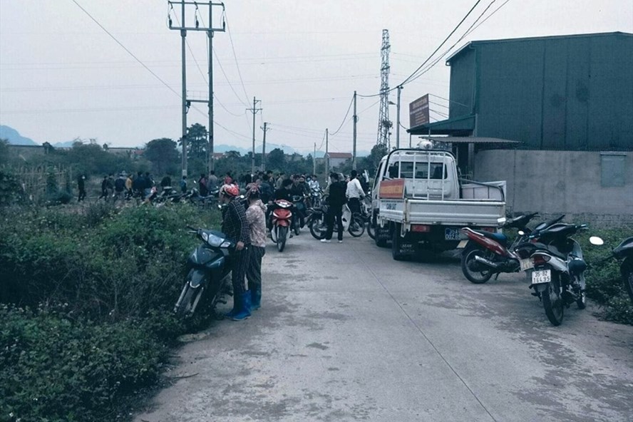 Hiá»n trưá»ng nÆ¡i phát hiá»n thi thá» nạn nhân. Ảnh: NT