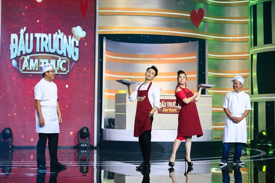 Nhật Kim Anh và Mr Ti. Nhật Kim Anh và Mr Ti.