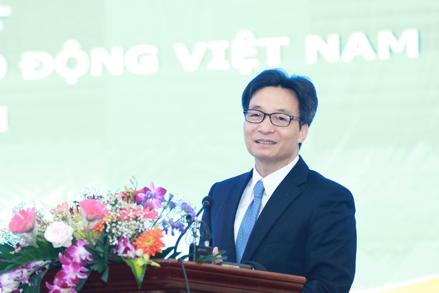 Äá»ng chà VÅ© Äức Äam, Ủy viên Ban Chấp hà nh Trung ương Äảng, Phó Thá»§ tưá»ng ChÃnh phá»§ phát biá»u tại Há»i nghá». Ảnh: Hải Nguyá»
n