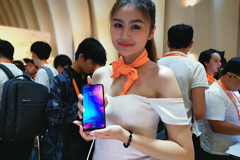 Redmi Note 7 ra mắt tại Việt Nam với camera "khủng" 48MP Redmi Note 7 ra mắt tại Việt Nam với camera "khủng" 48MP