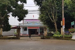 Cán bộ từng bắt dân chui qua háng vẫn giữ chức danh Hội thẩm nhân dân