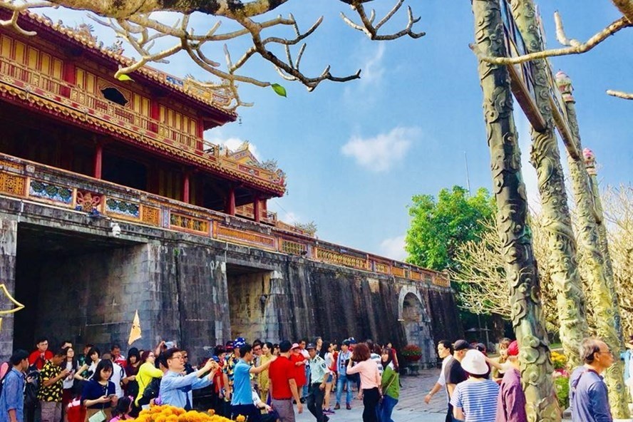 Miễn phí vé cho người dân tỉnh Thừa Thiên - Huế cũng như du khách là người Việt Nam khi đến thăm Khu Di sản Huế trong ngày 26.3.