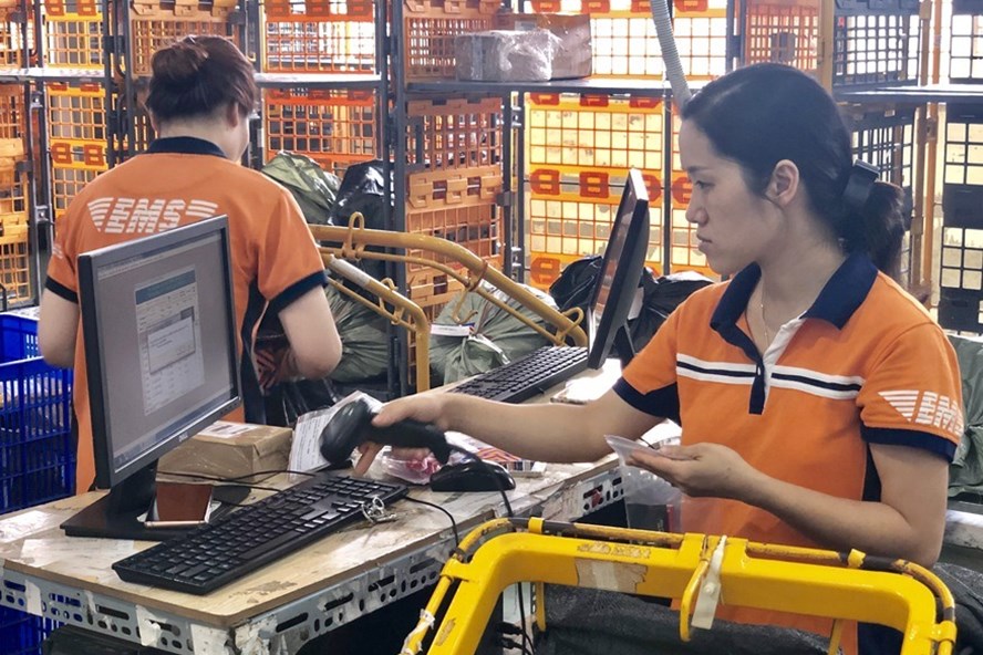 Ngoài thực hiện tốt các chế độ, chính sách về BHXH, BHYT cho NLĐ, BHXH Việt Nam sẽ nỗ lực quản lý Quỹ BHXH an toàn, hiệu quả. Ảnh: H.A