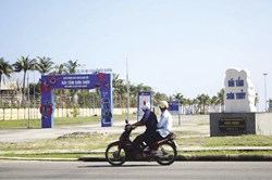 Cử tri Đà Nẵng mong lãnh đạo học tập Bình Định, trả lại không gian biển