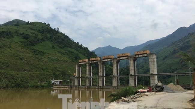 Xây nhà máy thủy điện 2.000 tỉ đâu phải cái nhà bếp!
